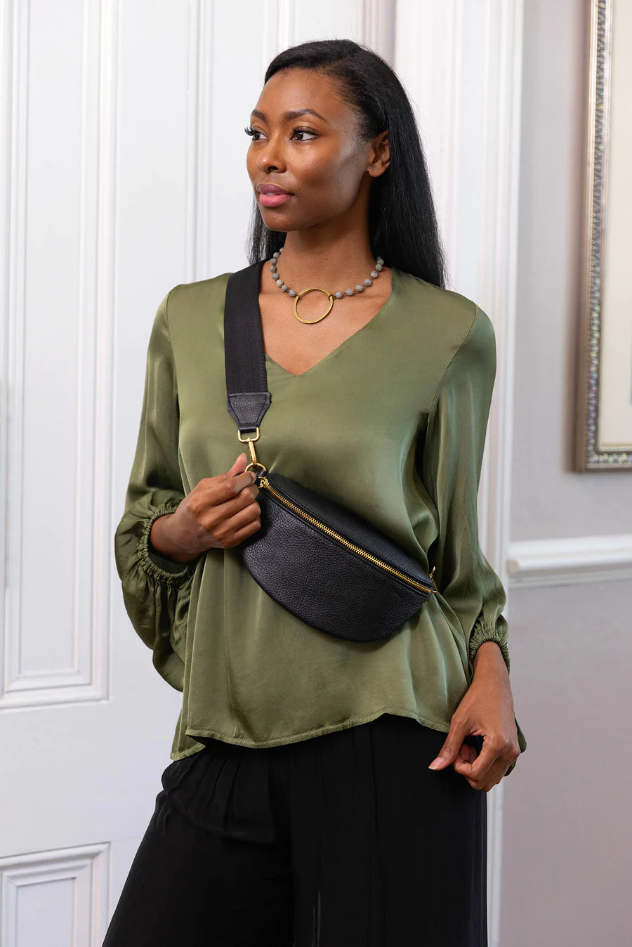 lina sling bag