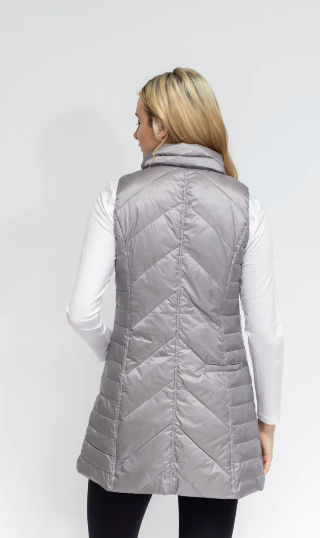 chevron quilted vest in fossil