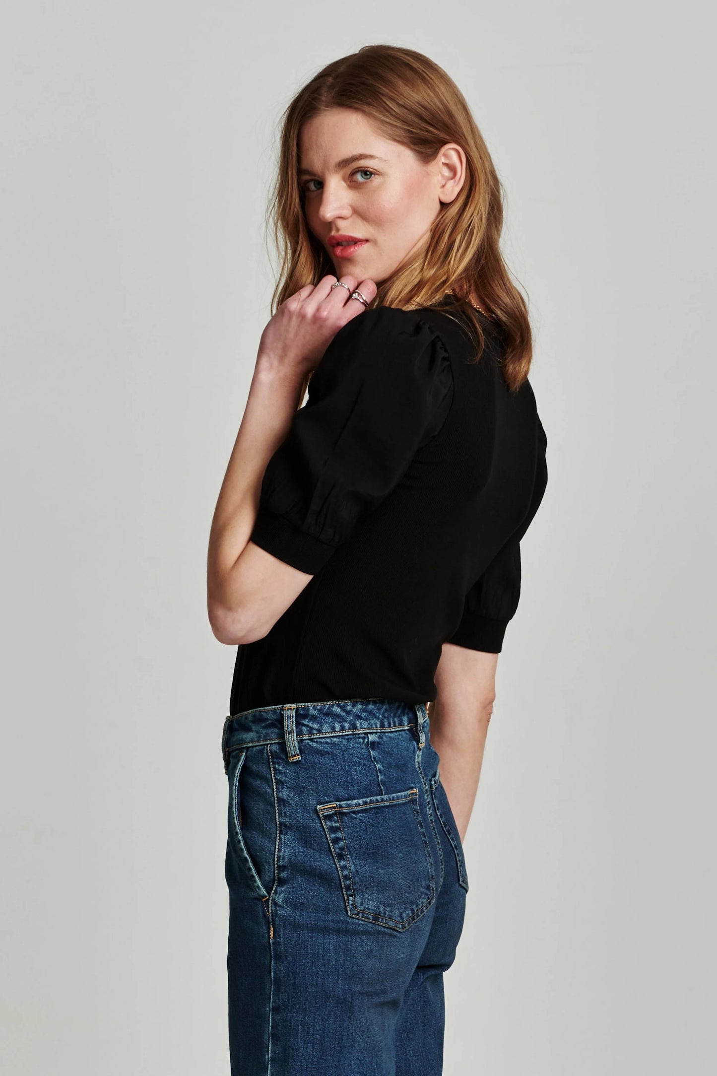 tanner puff sleve henley