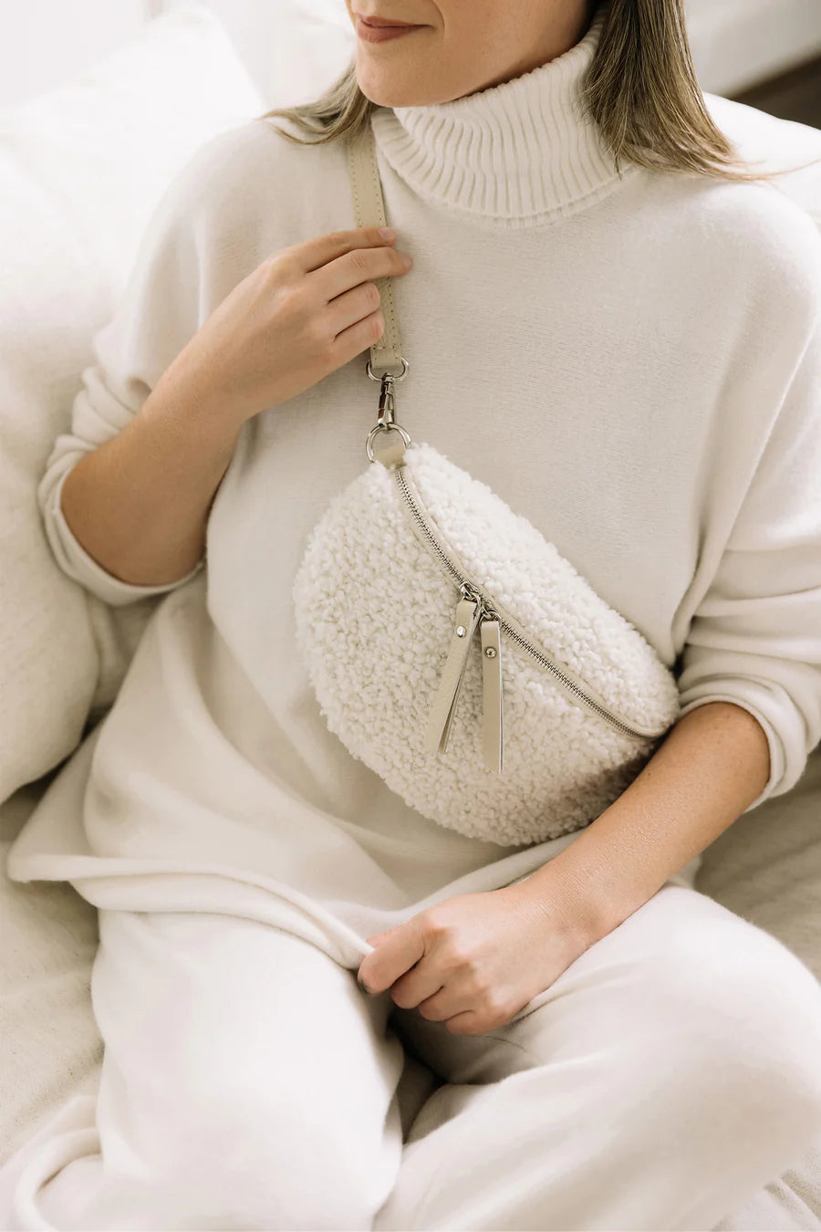 bria sling bag