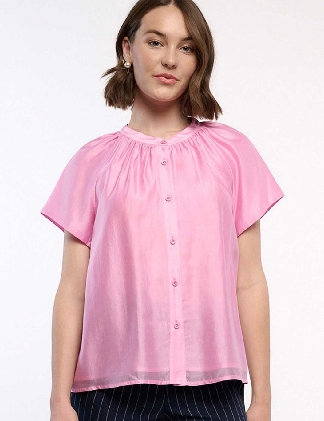 haleigh short sleeve button down blouse