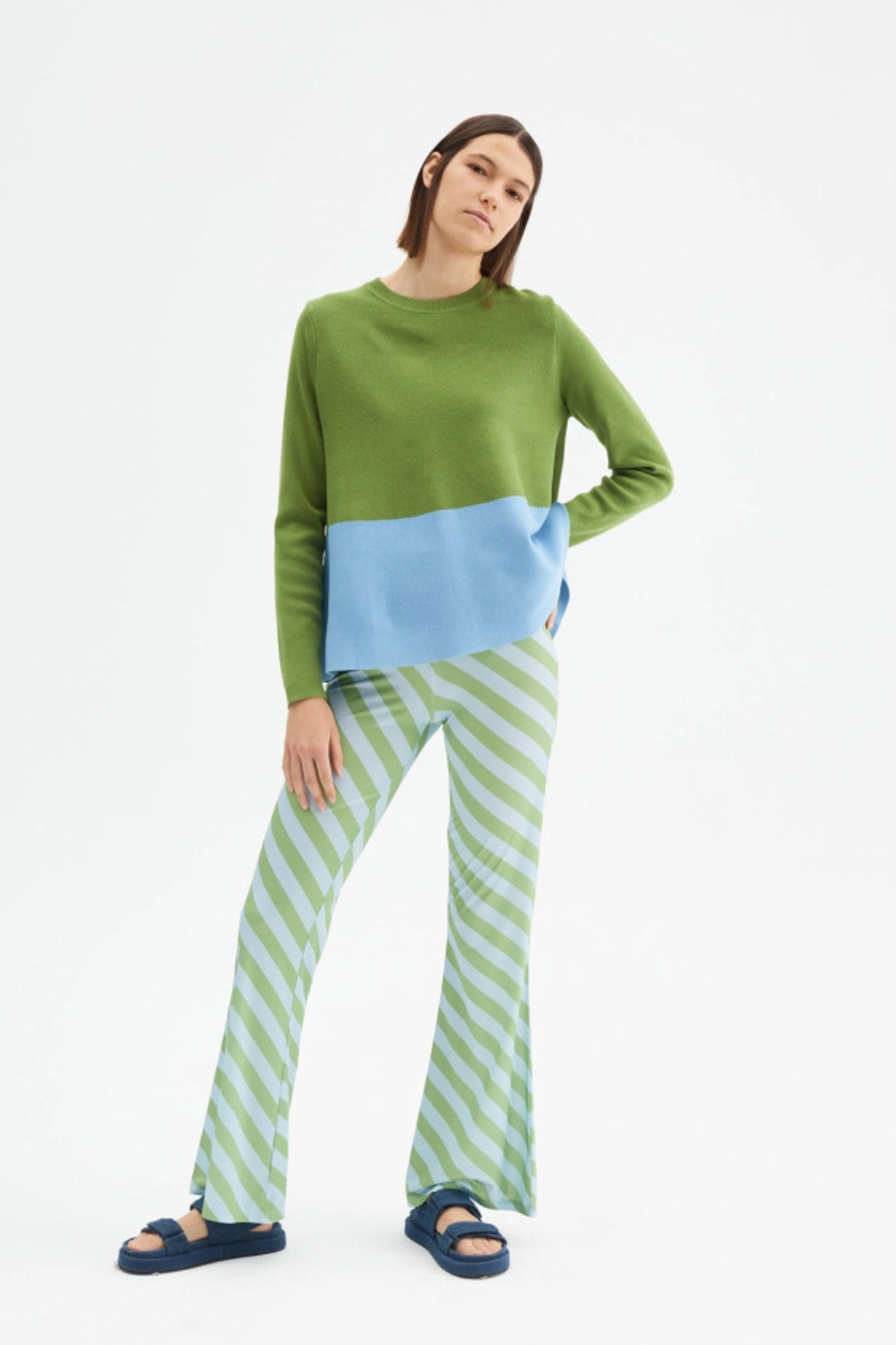 manu two-tone sweater