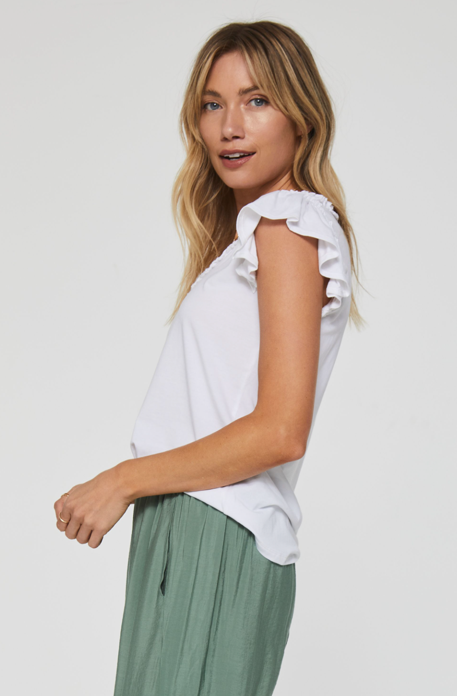everly flutter top