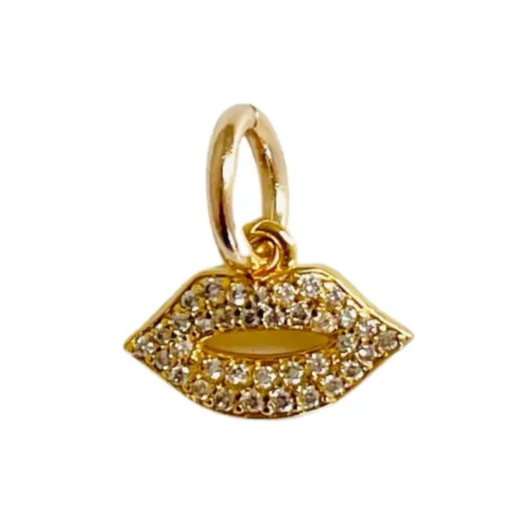 lips charm goddess charm bar