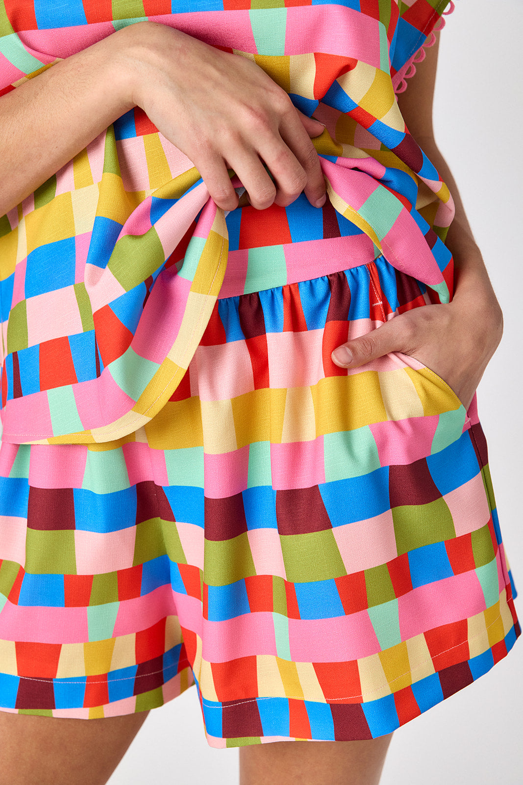 dawson short in prism