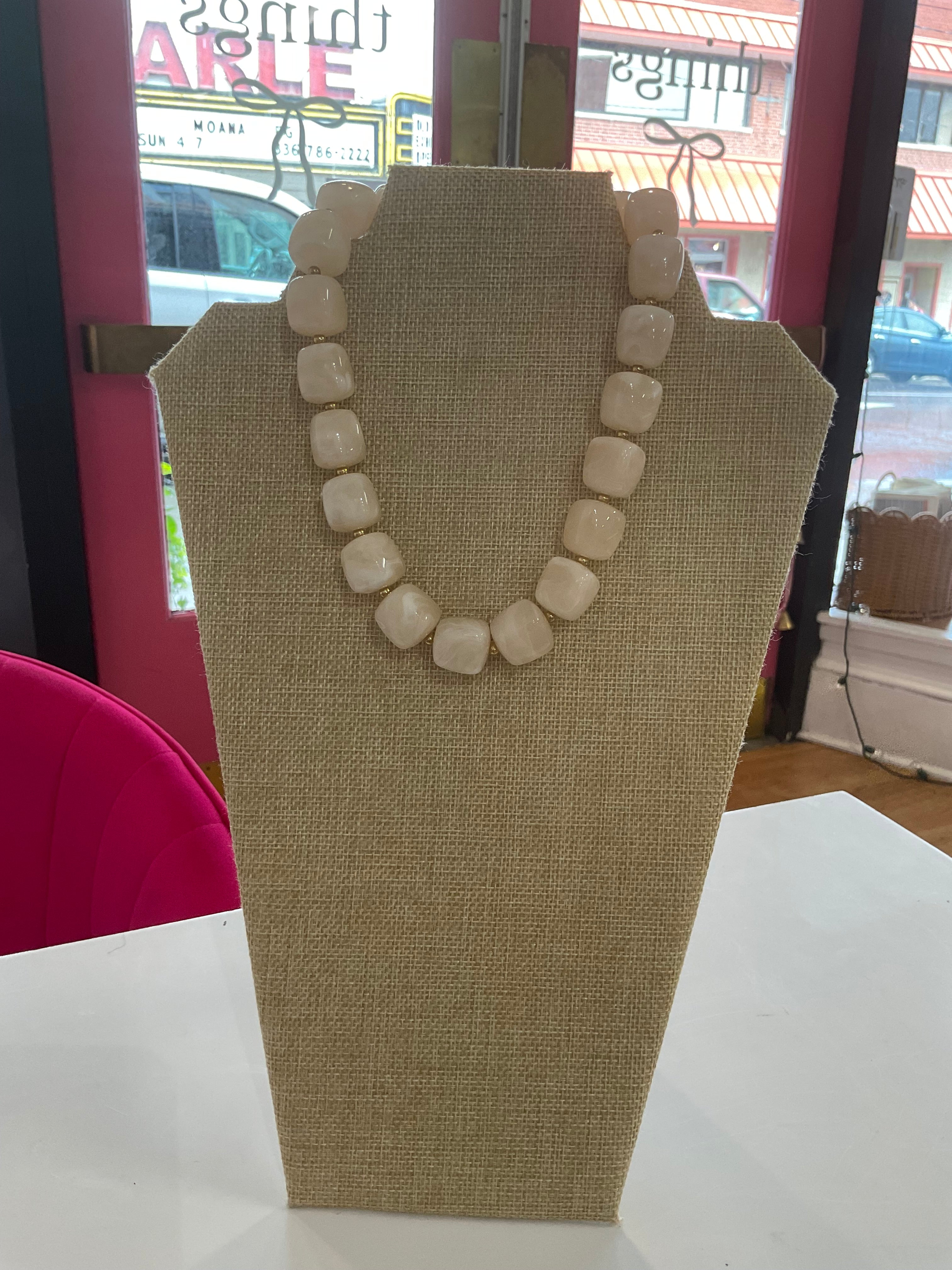 talia beaded necklace