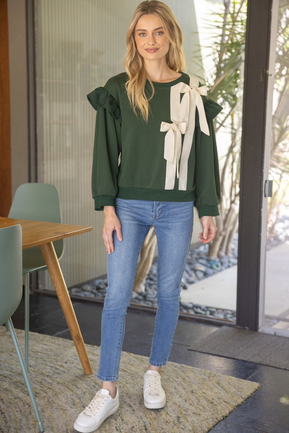 bow detail sweatshirt