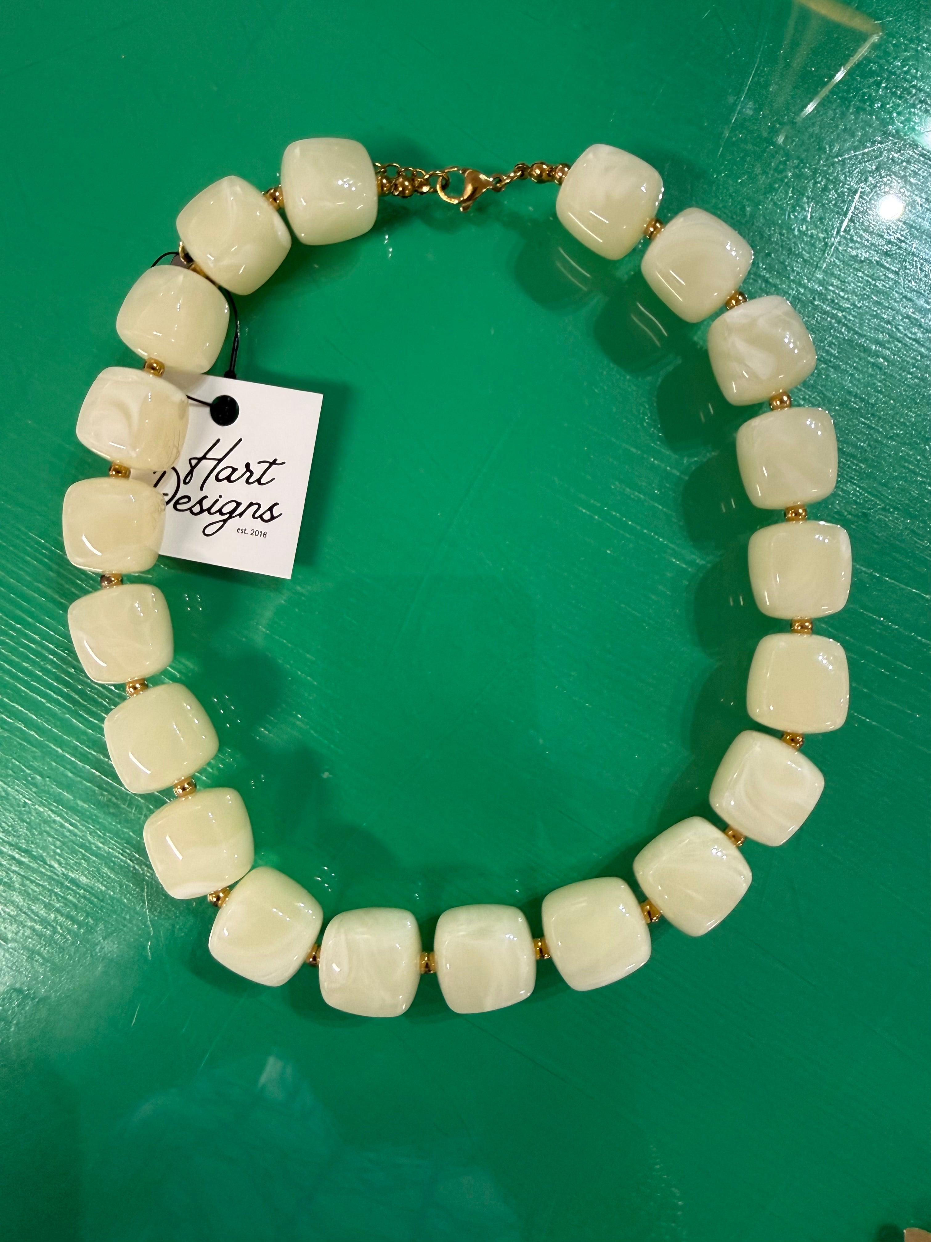 talia beaded necklace