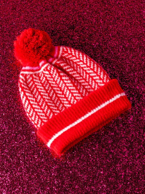 bowie hat red