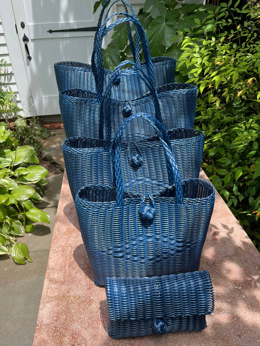 Medium | Solid Fog Blue