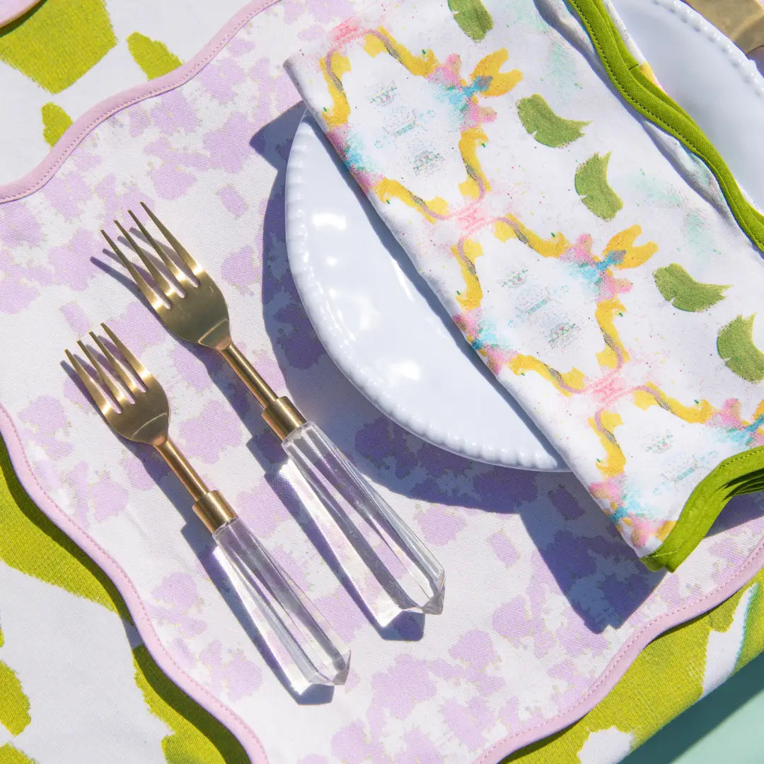 scalloped placemats