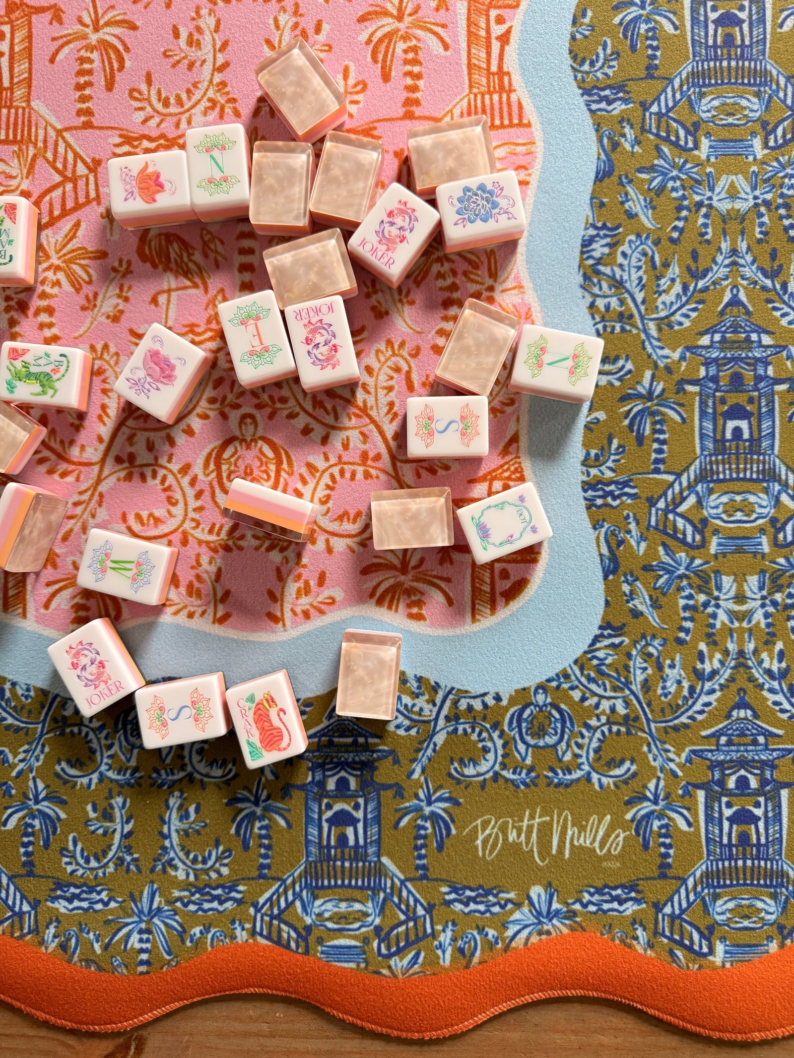 Soirée scalloped-edge mahjong mat (non-neoprene)