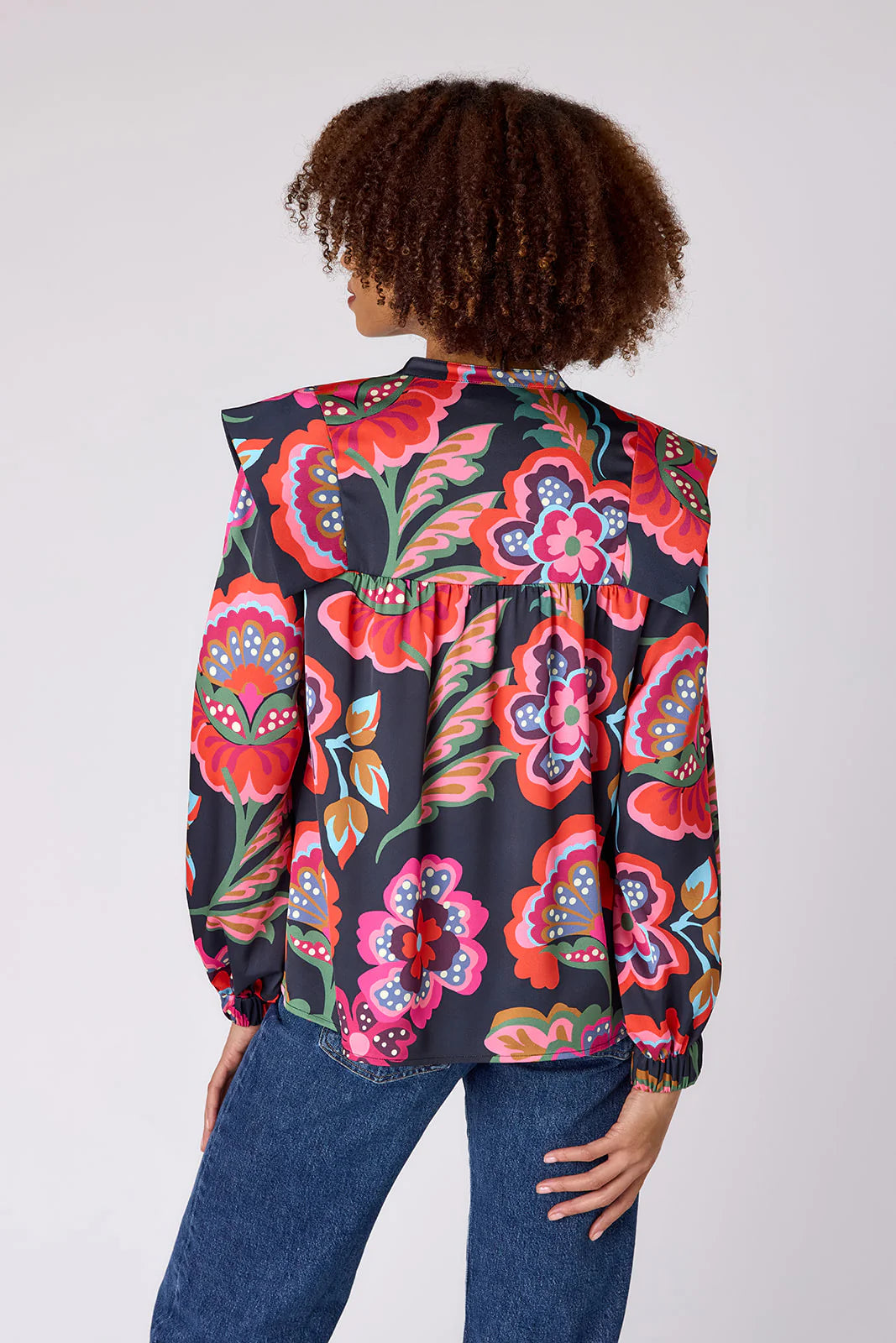 gaines blouse in cosmic floral