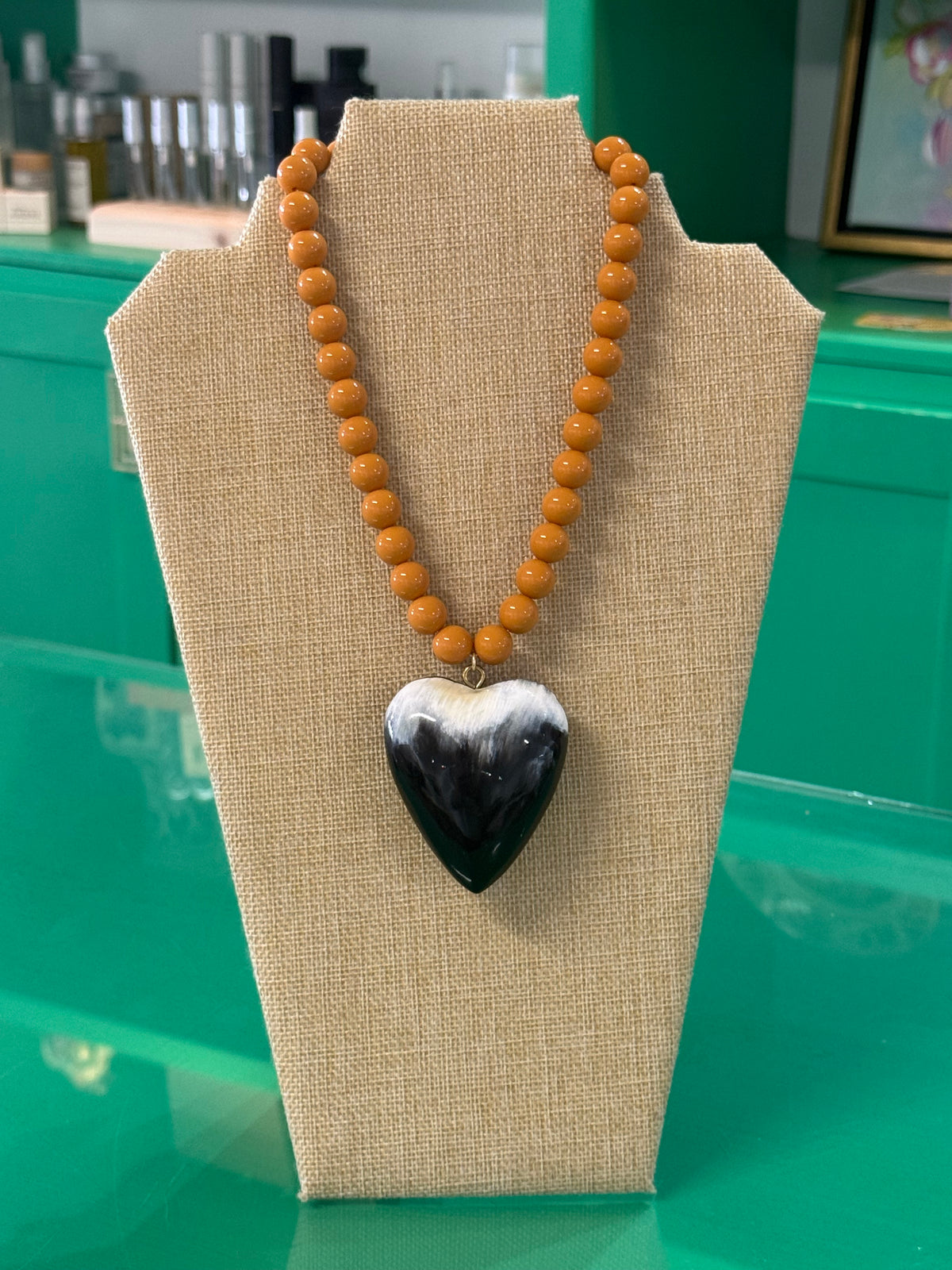 puff heart beaded necklace
