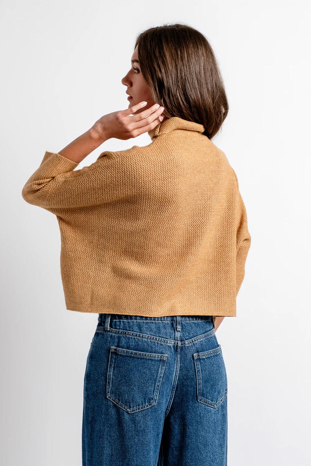 aja london sweater