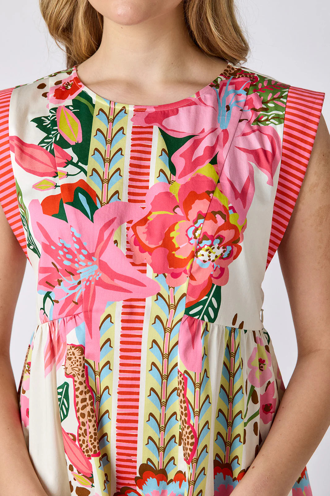 moxie dress wild lily