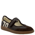 aya in coffee milk sneakerinas