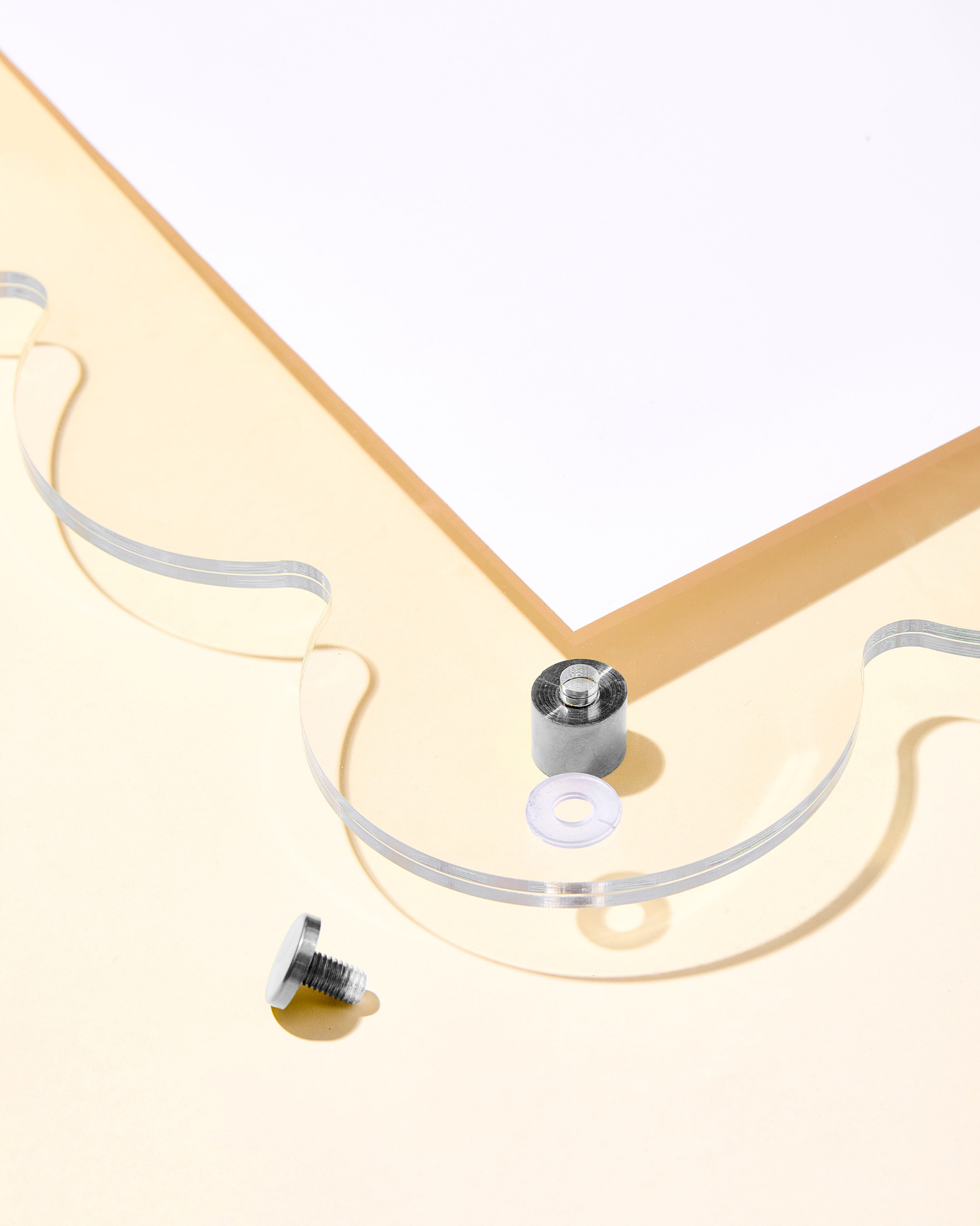 Classic Scallop Acrylic Floating Frame