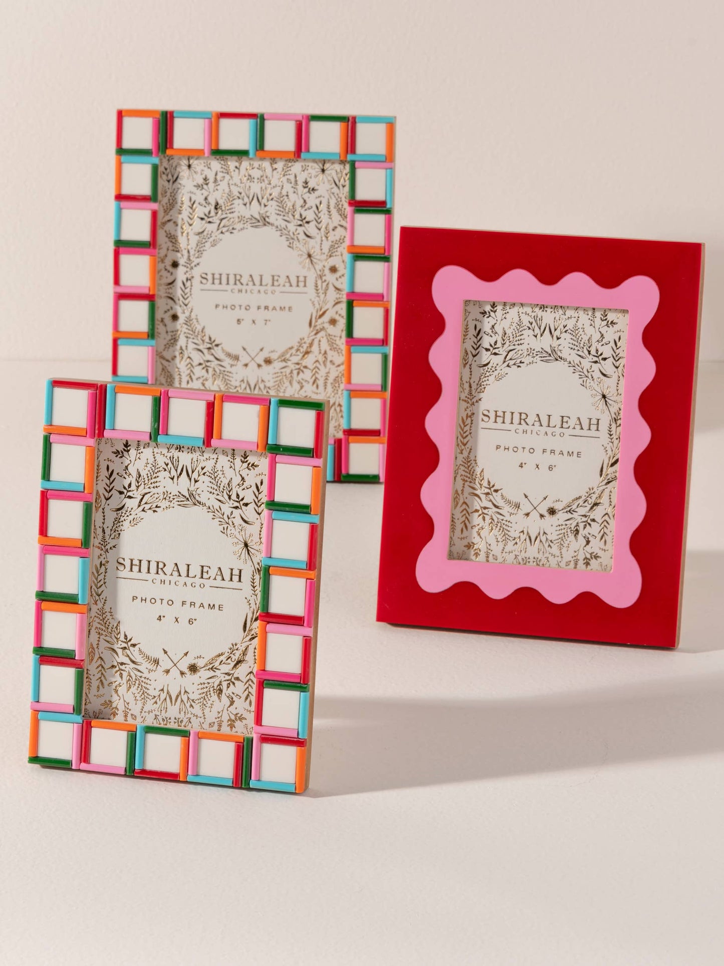 VIVA 5" x 7" WINDOW PANE PICTURE FRAME