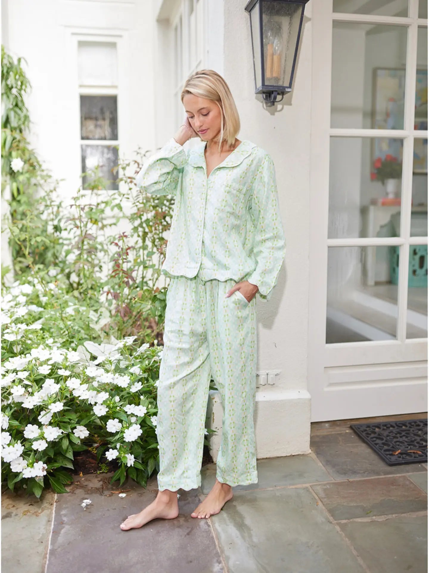 scalloped long sleeve pajamas