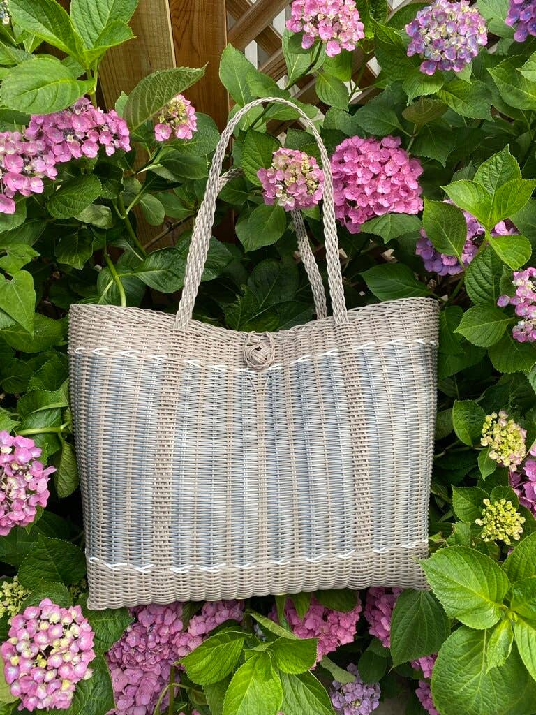 Medium | Guadalupe Putty / Silver