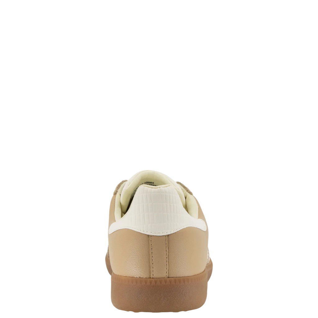 cloud nc sand milk sneaker