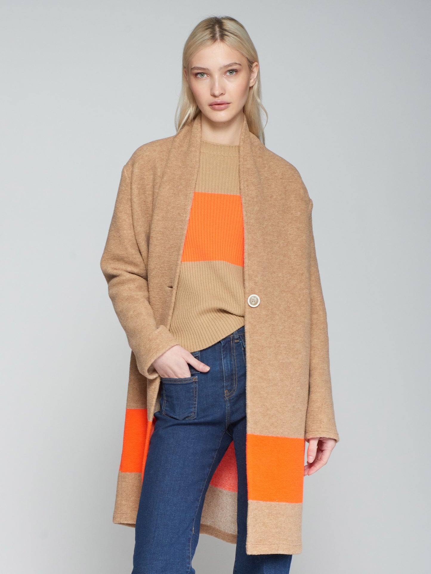 eli camel coat