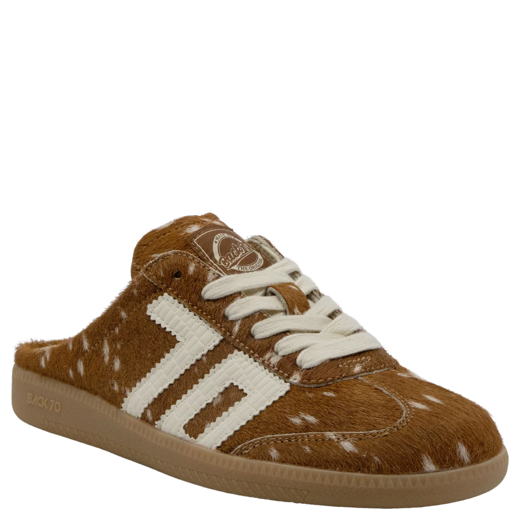 easter sneakers in sika butter
