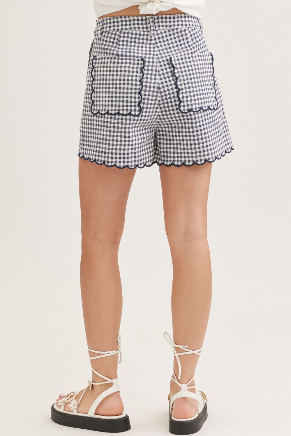 morgan scallop hem short