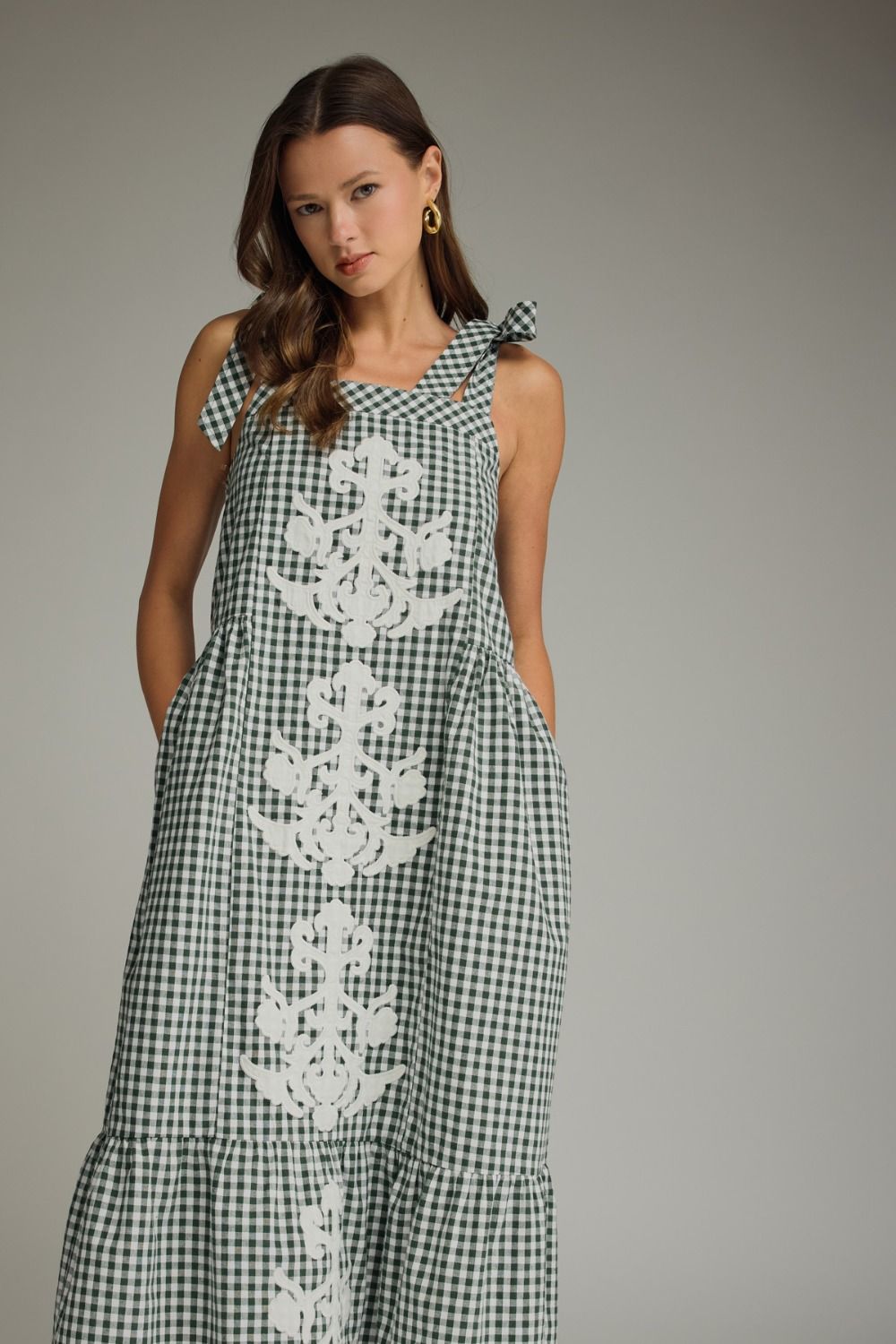 rowan sleeveless midi dress