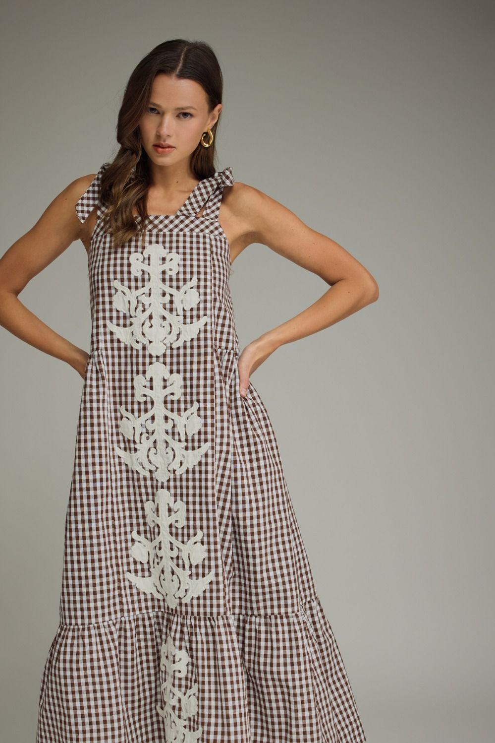 rowan sleeveless midi dress