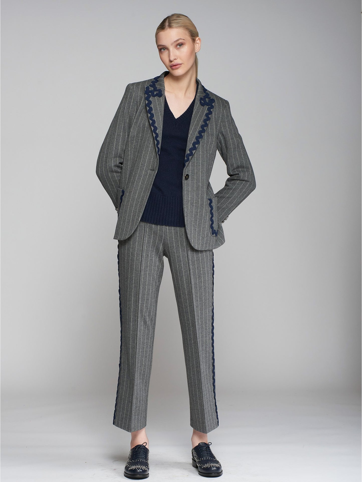 carole diplomatic trousers